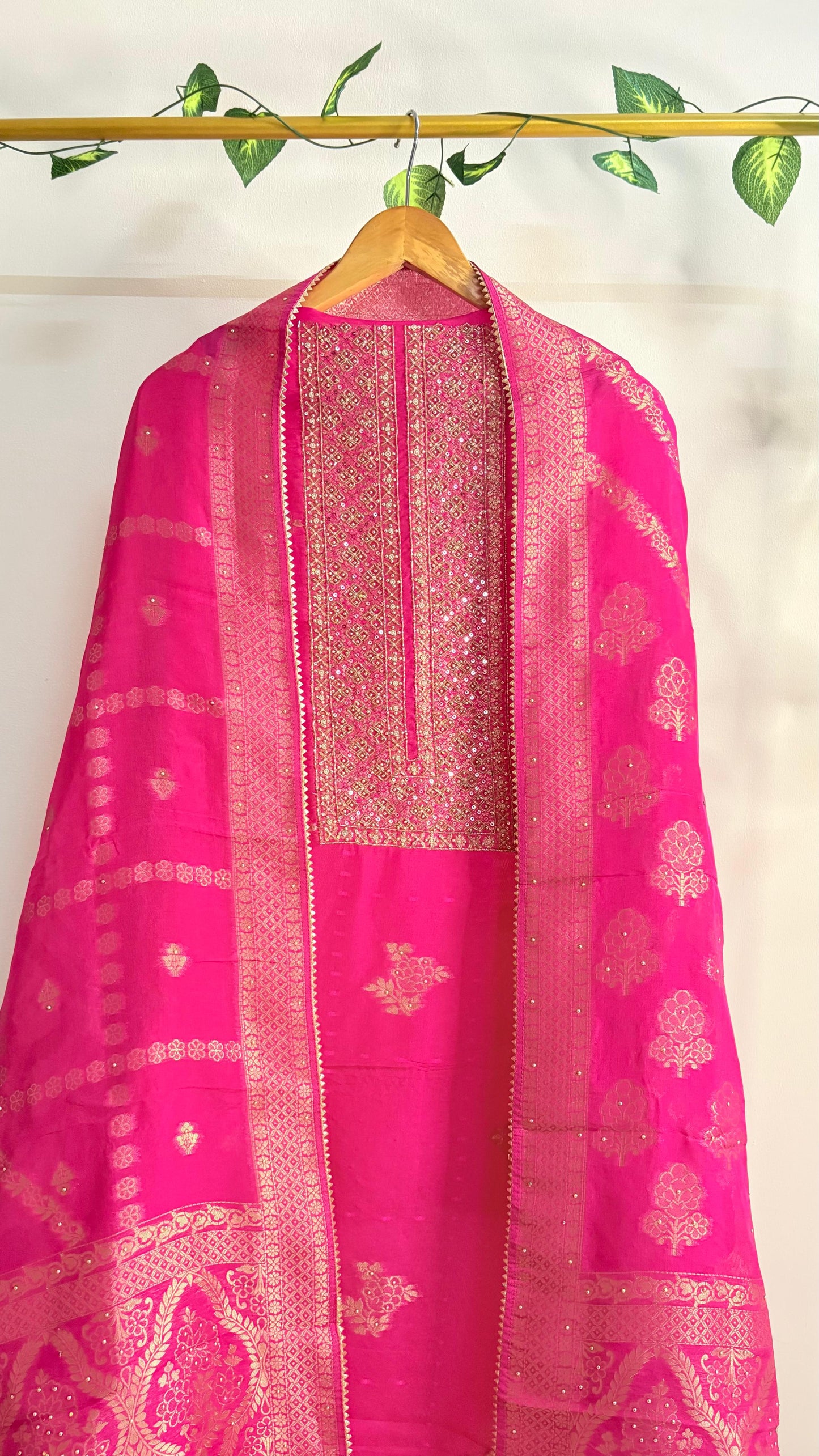 Gulbahaar β Hot Pink Organza Zari Suit Set